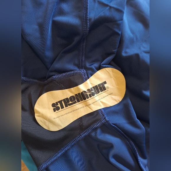 Strongsuit Bora Bora Blue in size Violet - Picture 9 of 9